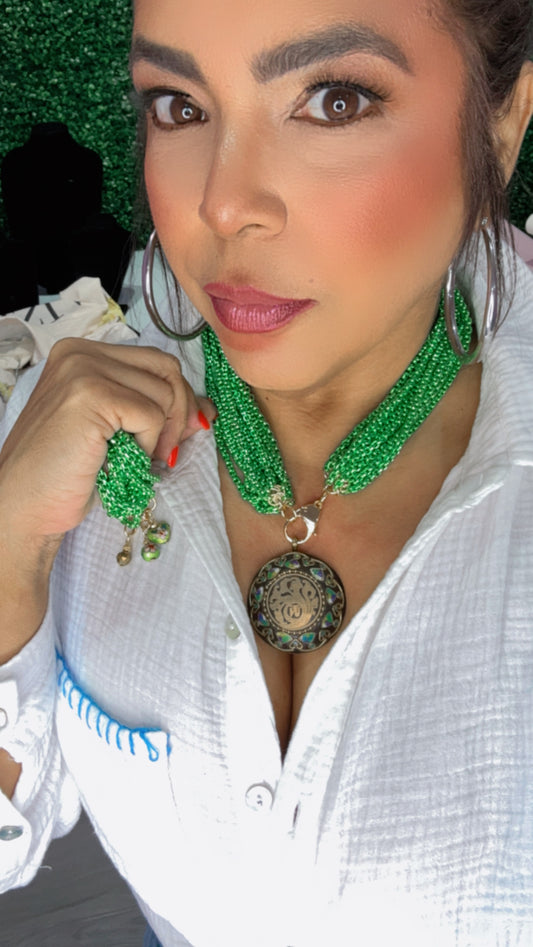 Conjunto de mosaico color verde.